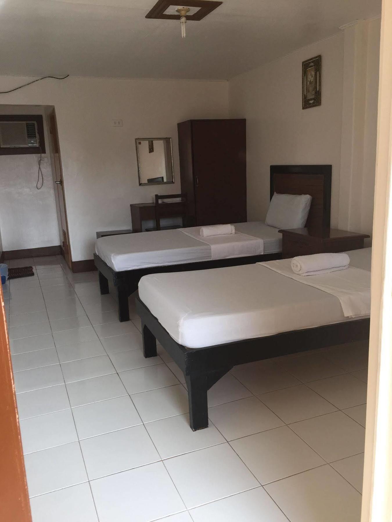 Bayview Inn Ormoc Exterior photo